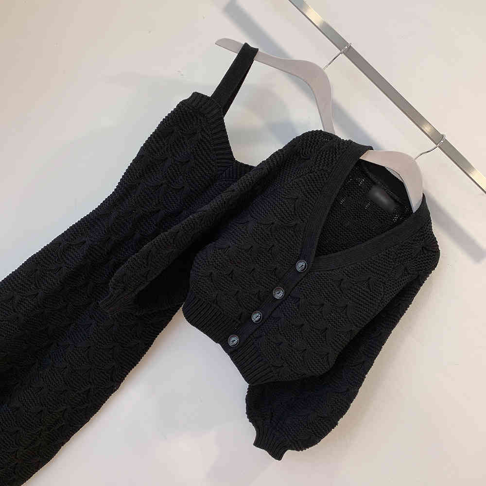 Korean Jacquard Knitted 2 Piece Set Women Chic Single-Breasted Lantern Sleeve Short Sweater Coat + Spaghetti Strap Slim Dress 210518