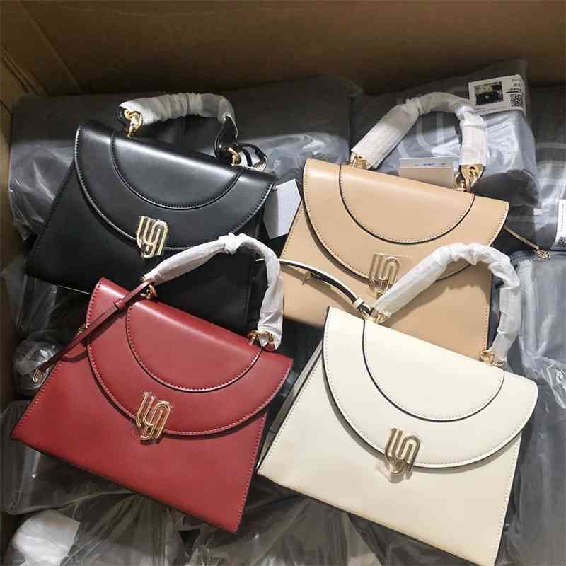 Luxury designer Crossbody Shoulder Backpack Handbags Tote bag Bags Handbags Wallet Purse Online Store lock portable square High-quality Fact
Luxury designer Crossbody Shoulder Backpack Handbags Tote bag Bags Handbags Wallet Purse Online Store lock portable square High-quality Fact
