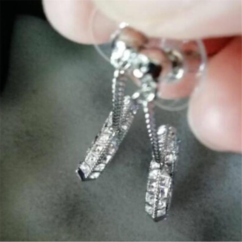 Fashion gold diamond stud Dangle & Chandelier earrings des boucles d'oreilles lady Women Party Wedding Lovers gift engagement Jewelry f, Silver
Fashion gold diamond stud Dangle & Chandelier earrings des boucles d'oreilles lady Women Party Wedding Lovers gift engagement Jewelry f, Silver