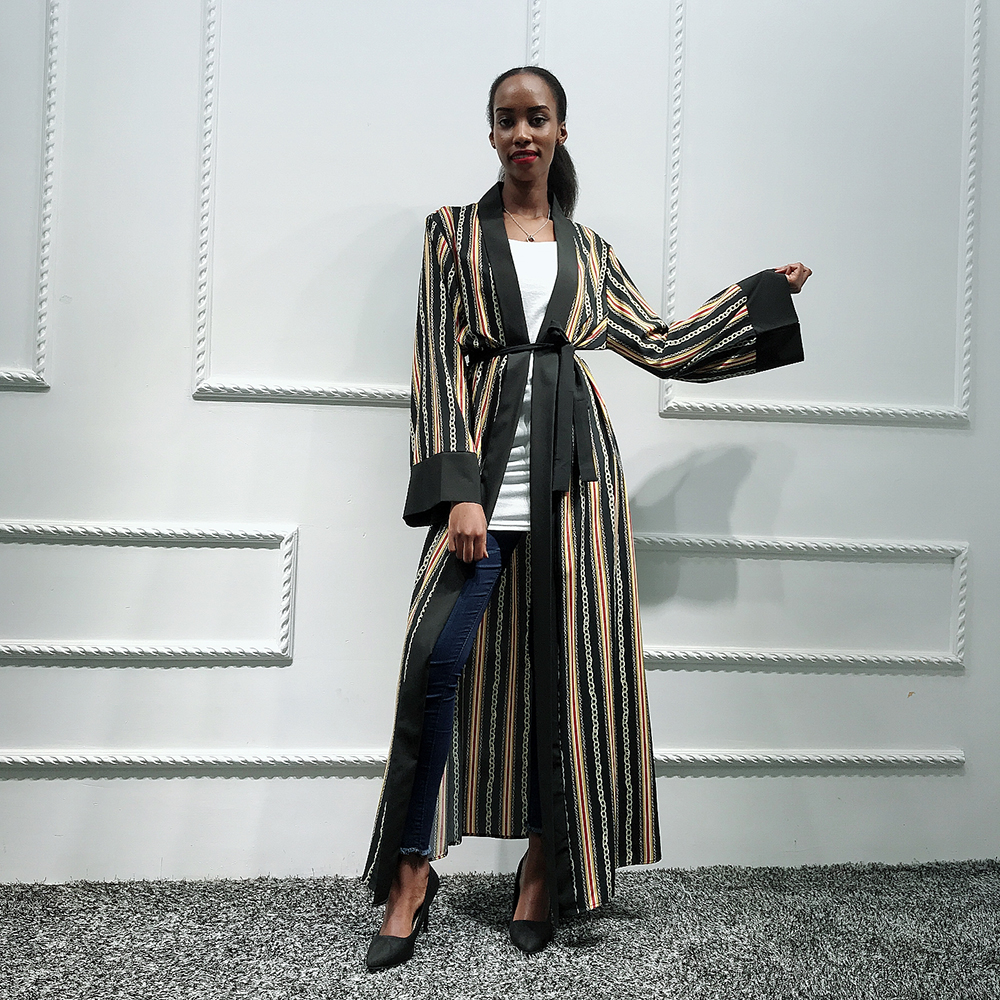 Abaya Dubai Kimono Cardigan Hijab Muslim Dress Women Caftan Marocain Kaftan Islam Qatar Oman Ramadan Islamic Clothing Robe Femme
Abaya Dubai Kimono Cardigan Hijab Muslim Dress Women Caftan Marocain Kaftan Islam Qatar Oman Ramadan Islamic Clothing Robe Femme