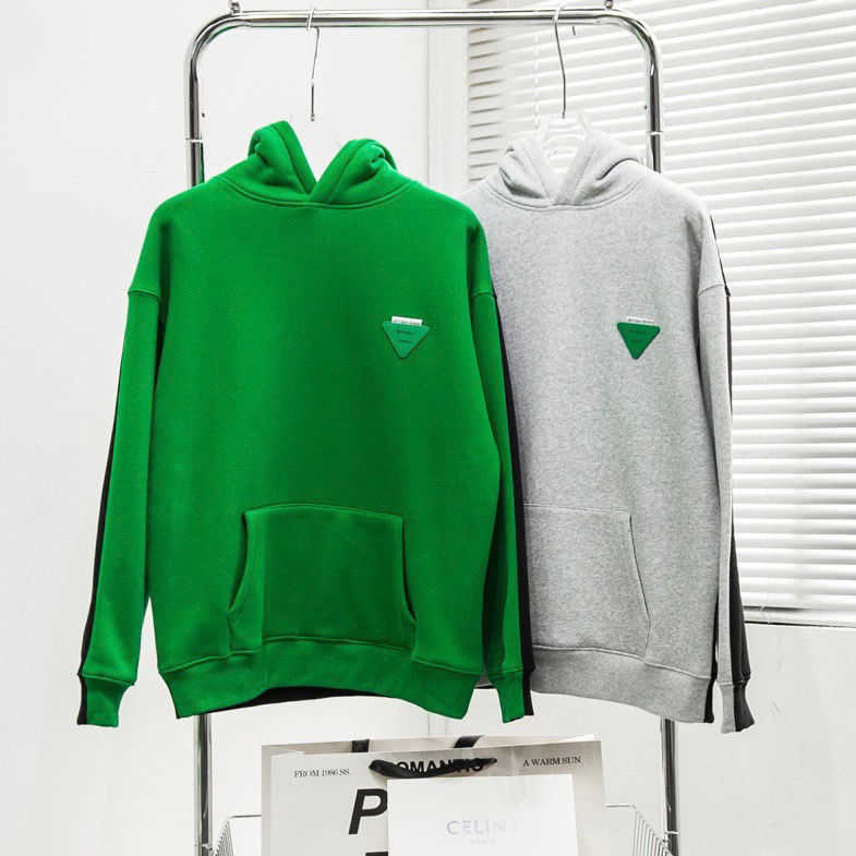 Correct high version of autumn and winter tide brand baodiejia bv PARROT GREEN loose sweater letter Hoodie for lovers
Correct high version of autumn and winter tide brand baodiejia bv PARROT GREEN loose sweater letter Hoodie for lovers