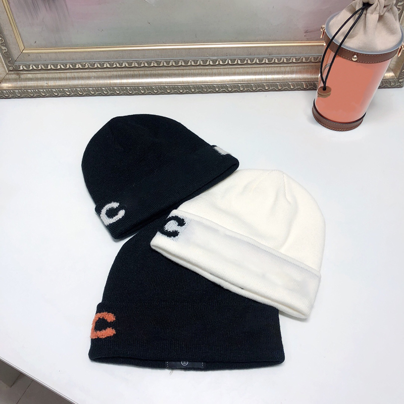 Luxurys Knitted Hat Men Women Designers Hats Winter Wool Cap Solid Colour High Quality Beanie Thickened Warm Fashion Hip Hop Caps, Extra costs
Luxurys Knitted Hat Men Women Designers Hats Winter Wool Cap Solid Colour High Quality Beanie Thickened Warm Fashion Hip Hop Caps, Extra costs