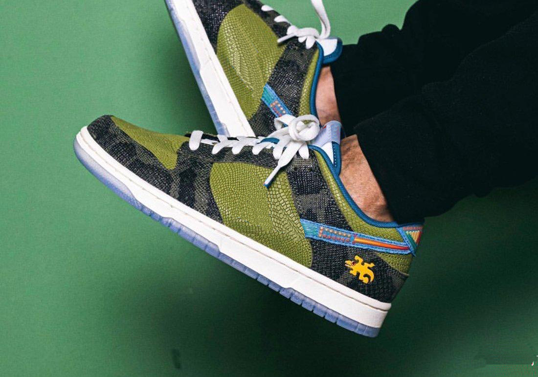 Dunk Low SiEMPRE Familia Casual Shoes For Sale DO2160-335 High Quality Men Women Zebra Cakes Sports Sneakers With Box, 12#
Dunk Low SiEMPRE Familia Casual Shoes For Sale DO2160-335 High Quality Men Women Zebra Cakes Sports Sneakers With Box, 12#
