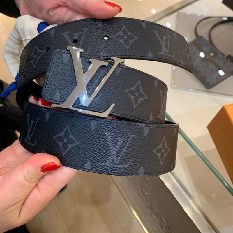 2022 luxury Belts Louis Vuitton Men New Genuine Leather Promotional Automatic E Buckle Belt Fashion Gift Belt, Nobox
2022 luxury Belts Louis Vuitton Men New Genuine Leather Promotional Automatic E Buckle Belt Fashion Gift Belt, Nobox