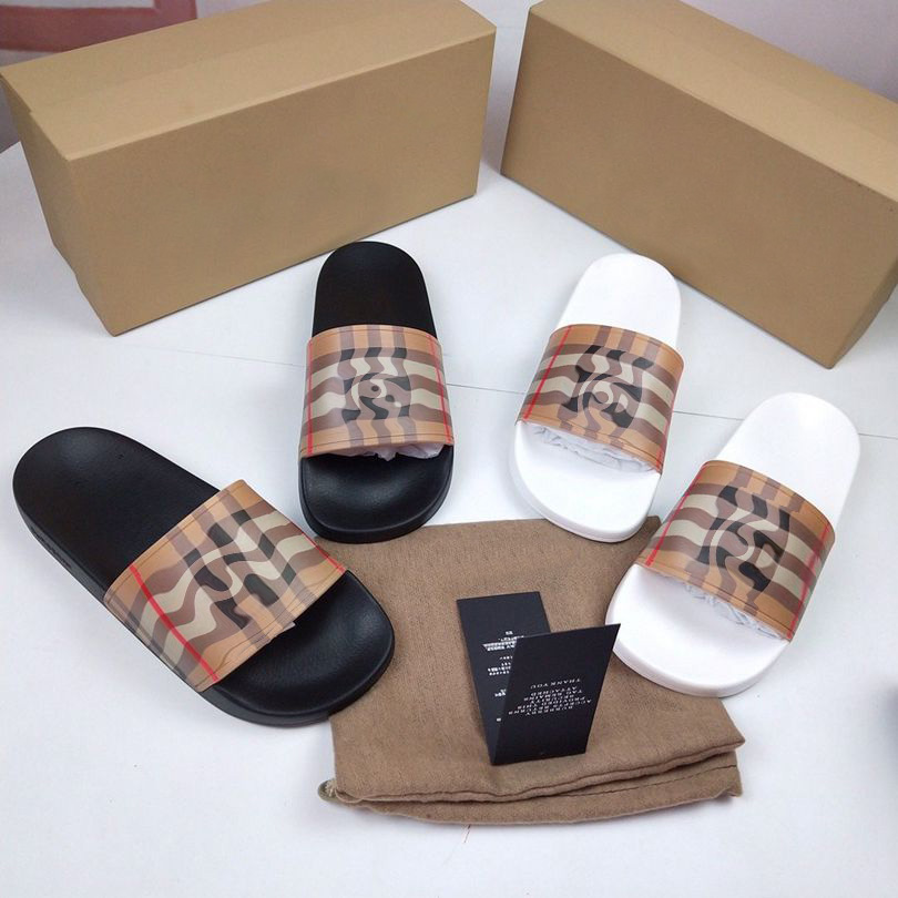 Mens Womens Vintage Plaid slippers Designer Rubber Slipper Slides Sandals Shoes Summer Beach Outdoor Cool Fashion Lady Slide Flat Flip Flops With Box
Mens Womens Vintage Plaid slippers Designer Rubber Slipper Slides Sandals Shoes Summer Beach Outdoor Cool Fashion Lady Slide Flat Flip Flops With Box