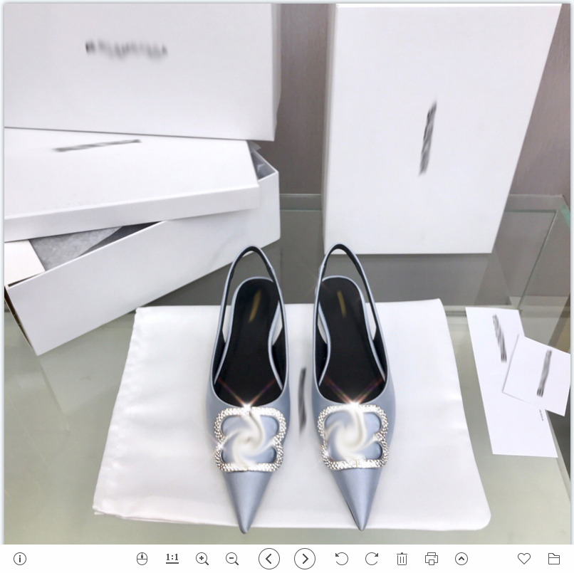 2021 Good Quality Fashion Women Luxurys Designers Shoes Designer Sandals Womens Luxury High Heels Sandal Dress Shoess With Box Size 35-41 -G550, Silver
2021 Good Quality Fashion Women Luxurys Designers Shoes Designer Sandals Womens Luxury High Heels Sandal Dress Shoess With Box Size 35-41 -G550, Silver