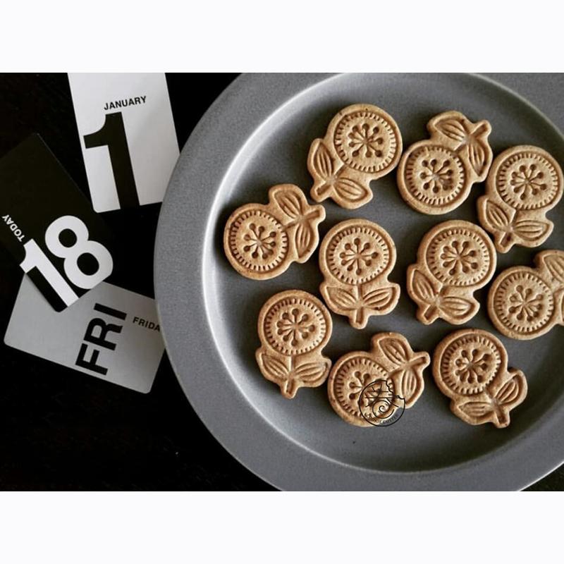 Flower Stamp Biscuit Mold 3D Cookie Plunger Cutter Pastry Decorating DIY Fondant Baking Mould Tool Sunflower Sakura Moulds