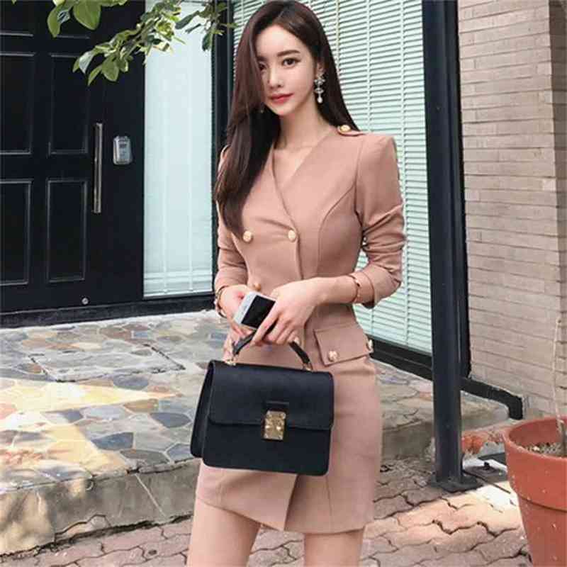 High Quality Mujer Double-breasted Brooch OL Blaser Jacket Coat Autumn Runway Women's Long Sleeve Black Casaco Suit Outerwear 210603, Picture color
High Quality Mujer Double-breasted Brooch OL Blaser Jacket Coat Autumn Runway Women's Long Sleeve Black Casaco Suit Outerwear 210603, Picture color