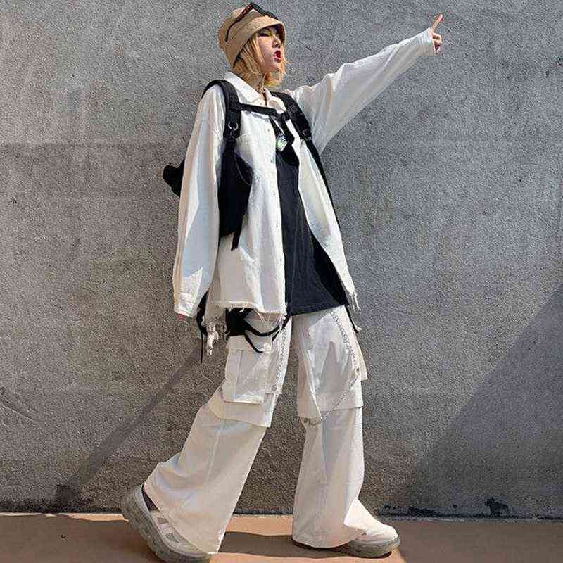 HOUZHOU Mall Goth White Cargo Pants Women Gothic Harajuku Hippie Streetwear Chain Punk Loose Trouser Baggy Oversize Korean Style 211124