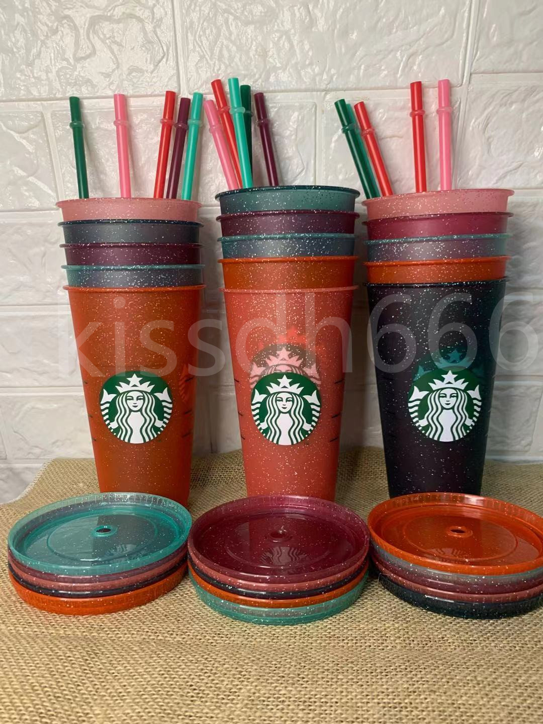 24oz Starbucks glitter mug Plastic Drinking Tumblers colorful cups with lid and straw Candy colors Reusable cold drinks cup flash Coffee beer mugs, Multi-color
24oz Starbucks glitter mug Plastic Drinking Tumblers colorful cups with lid and straw Candy colors Reusable cold drinks cup flash Coffee beer mugs, Multi-color