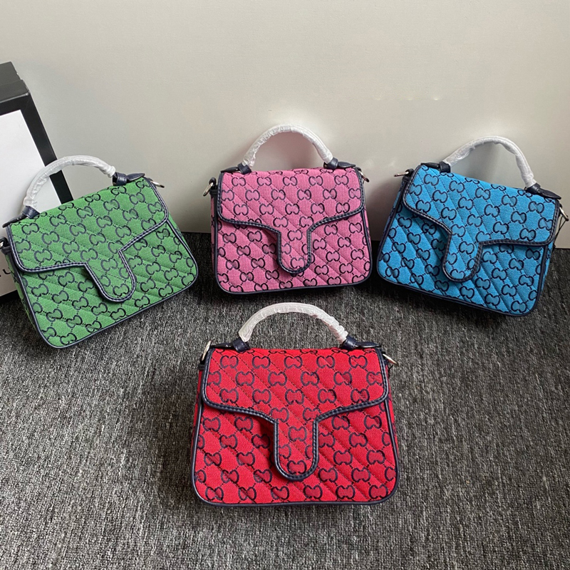 Women Handbag Luxurys Designers Womens Bags 2021 Casual Classic Genuine Leather Handbags Print Multicolor Single Shoulder Large Capacity Travel Bag
Women Handbag Luxurys Designers Womens Bags 2021 Casual Classic Genuine Leather Handbags Print Multicolor Single Shoulder Large Capacity Travel Bag