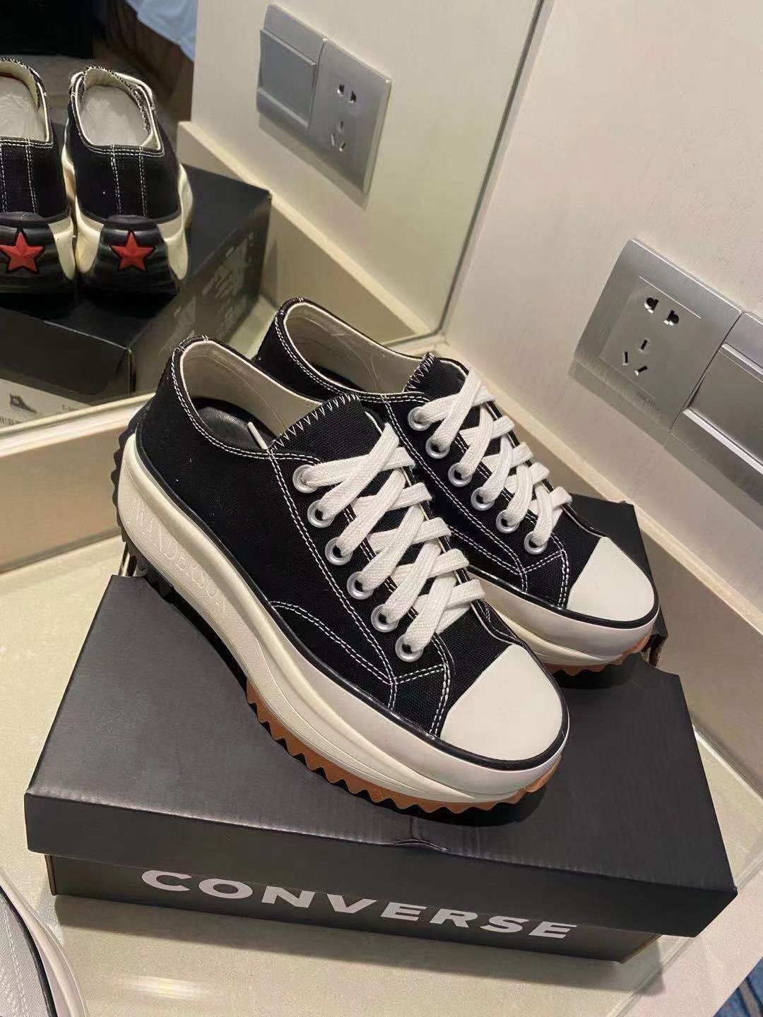 dp2021 new 20s new fashion black Hi Platform Running Shoes Taylor 1970S Canvas Men Women Shoes Fashion plimsolls White Casual Chaussures mkj0001
dp2021 new 20s new fashion black Hi Platform Running Shoes Taylor 1970S Canvas Men Women Shoes Fashion plimsolls White Casual Chaussures mkj0001