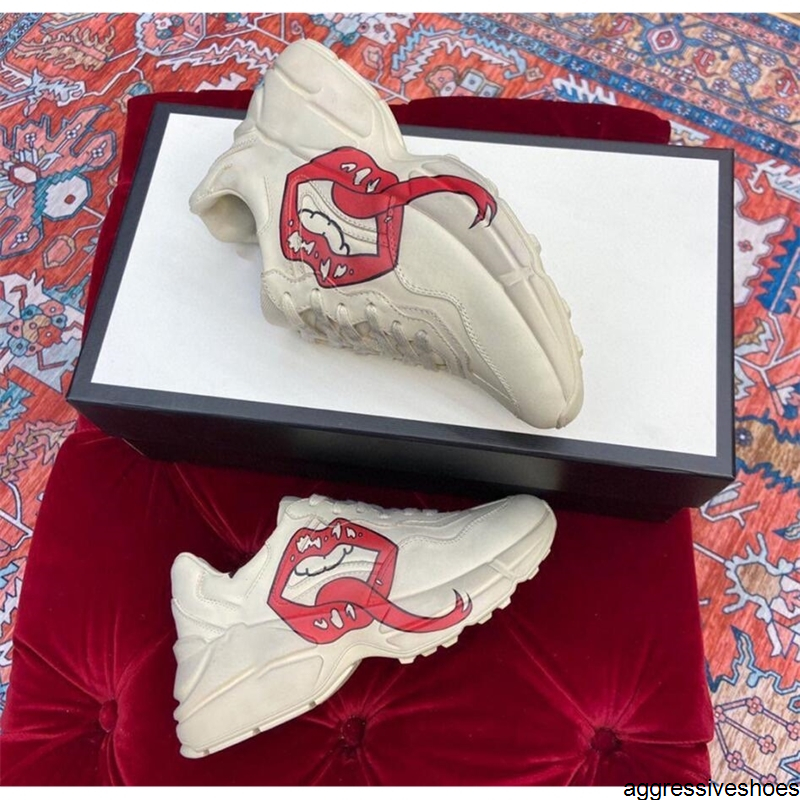 Designer Sneakers Rhyton Beige Women Men shoes Vintage Luxury Chaussures with box 2021, Color1
Designer Sneakers Rhyton Beige Women Men shoes Vintage Luxury Chaussures with box 2021, Color1
