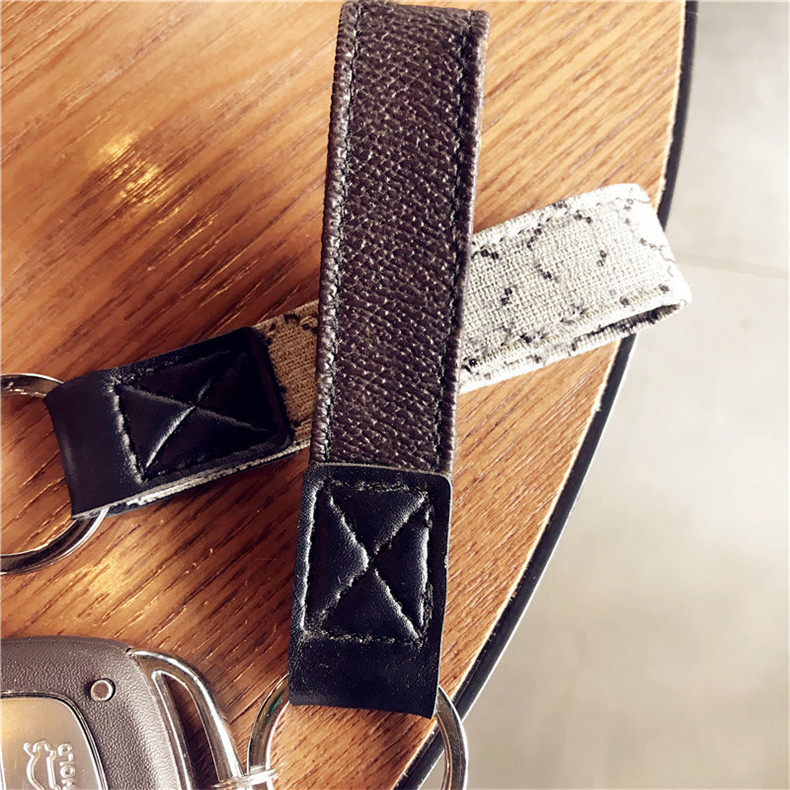 Creative Leather Keychains Europe America Key Ring Couple Keys Chain Buckle For Bag Pendant Car Decoration
Creative Leather Keychains Europe America Key Ring Couple Keys Chain Buckle For Bag Pendant Car Decoration