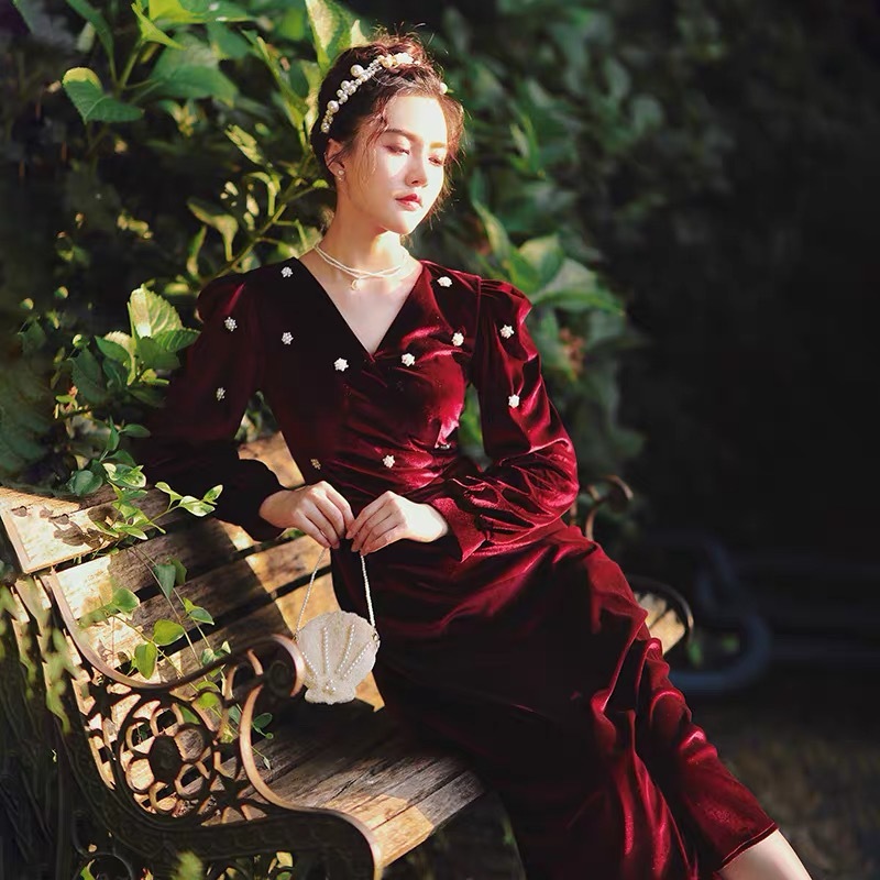 elegant v-neck long sleeve A-line velvet red crystal buttons midi dress for women spring autumn dresses plus size 2XL 210421