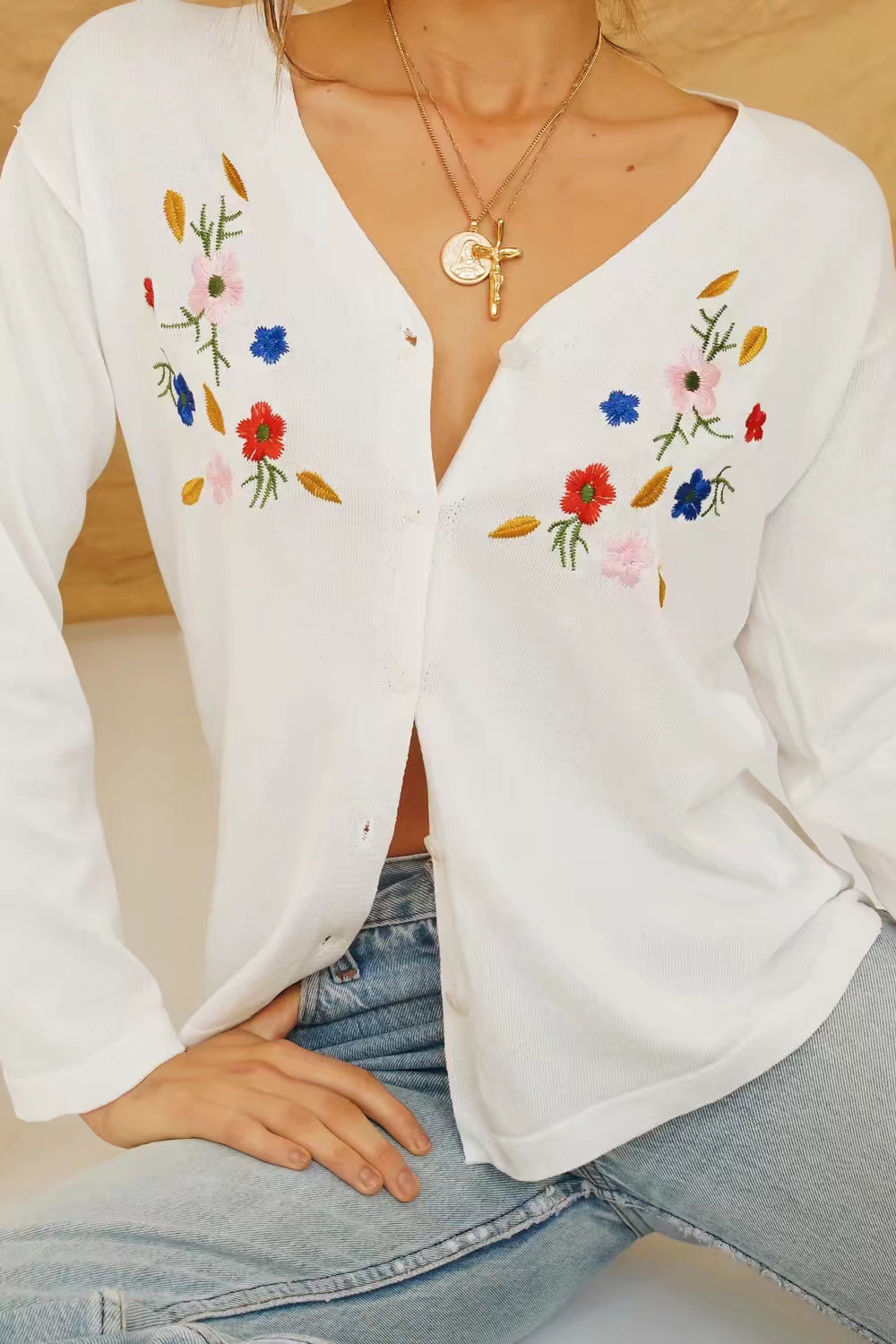 France Longe Sleeve White Emile Cardigans Floral Embroidered Women Sweater Vintage Single-breasted Buttons Knitted 210429
