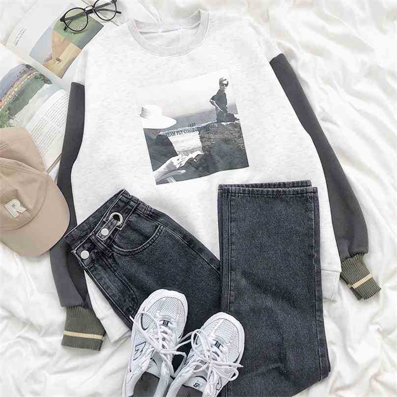 Women Streetwear Fleece Hoodies Autumn Winter Vintage Character spaper Print Sweatshirts Korean Patchwork Oversize Tops 210525
Women Streetwear Fleece Hoodies Autumn Winter Vintage Character spaper Print Sweatshirts Korean Patchwork Oversize Tops 210525