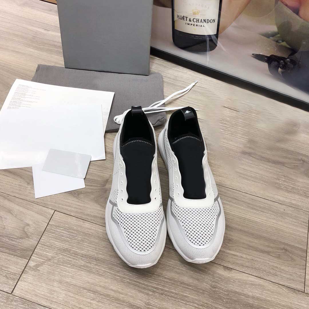 designer luxury sneakers womens sneaker mens runner sports shoe top quality with box size 35-45, Black
designer luxury sneakers womens sneaker mens runner sports shoe top quality with box size 35-45, Black