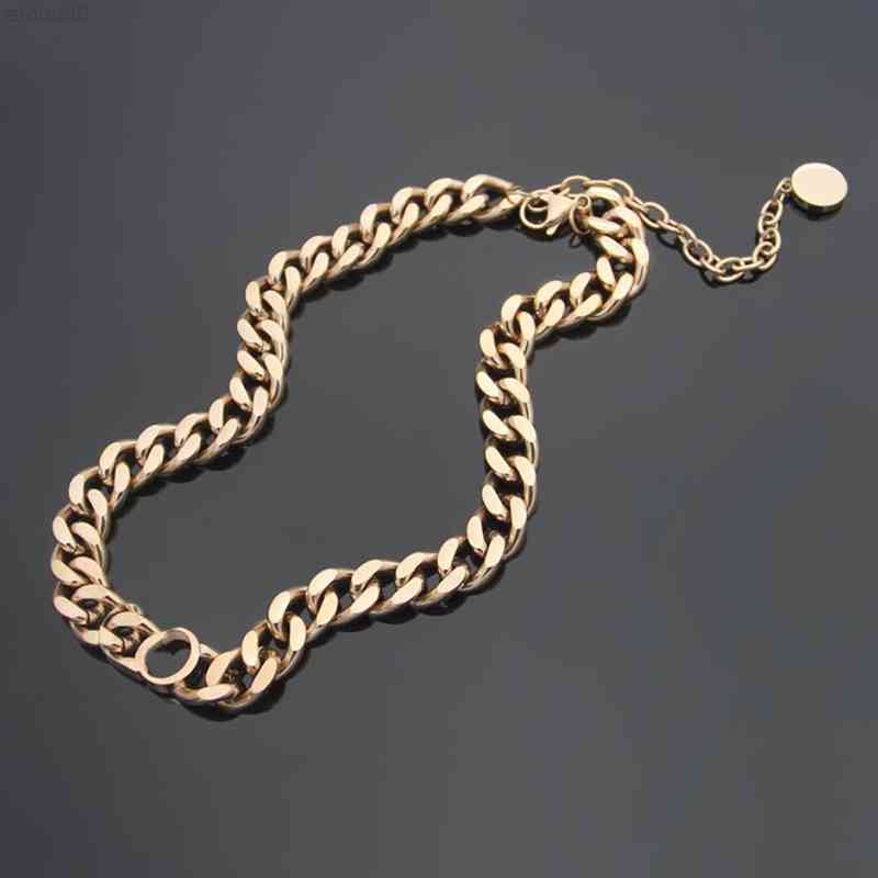 Love Necklace women Pendants Retro embellishment bronze Charm Chain Pendant Necklaces Fashion Brass Jewelry gift