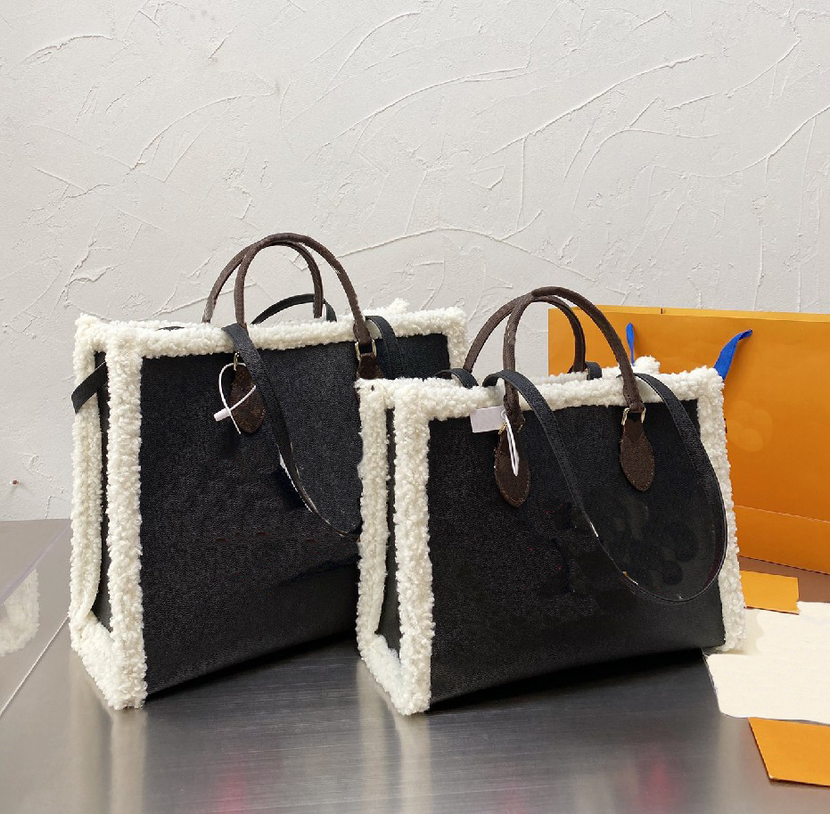 21FW Designer Shoulder Bag Winter Plush woven totes women's luxury classic letter pattern shopping bags fashion high quality handbags two-piece set, Make up for price
21FW Designer Shoulder Bag Winter Plush woven totes women's luxury classic letter pattern shopping bags fashion high quality handbags two-piece set, Make up for price