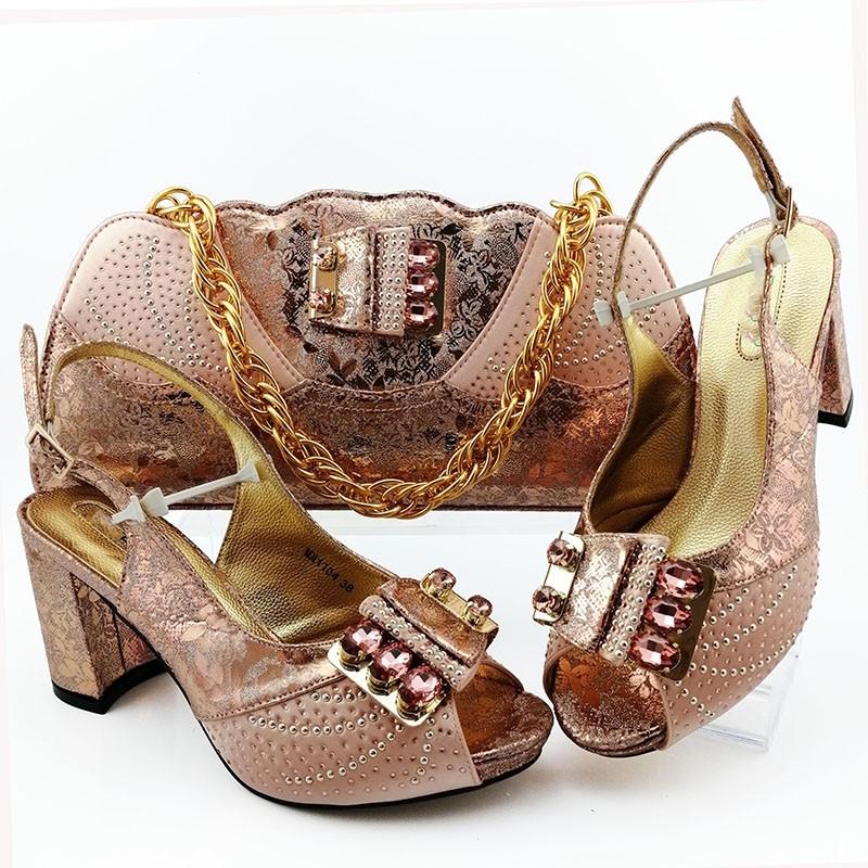 Dress Shoes High Class Peach African Heel Pump And Evening Bag Set For Party MM1104 Height 8.5CM, Magenta
Dress Shoes High Class Peach African Heel Pump And Evening Bag Set For Party MM1104 Height 8.5CM, Magenta