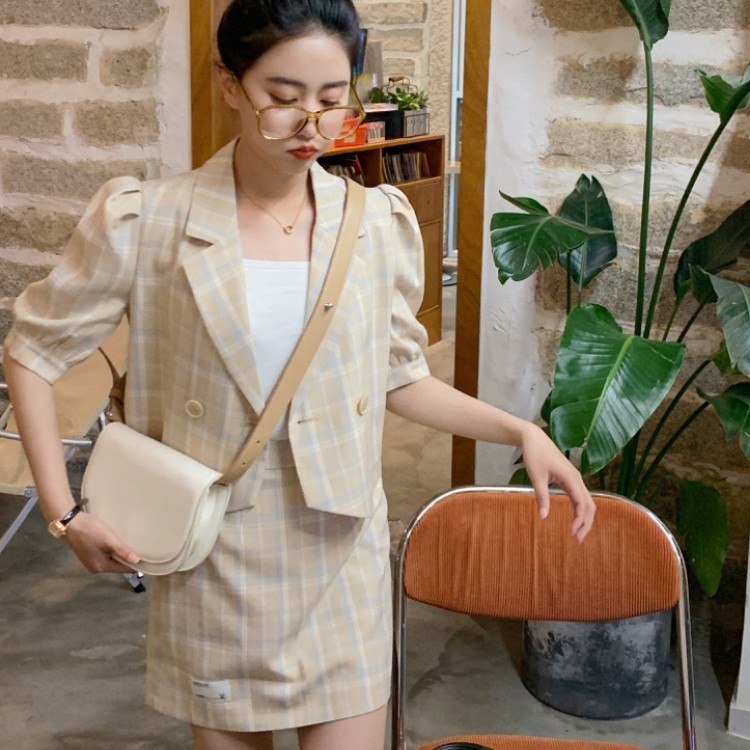 Korea Summer Elegant Two Piece Set Women Fashion Plaid Puff Sleeve Chic Top + High Waist Bodycon Mini Skirts Suit 210519