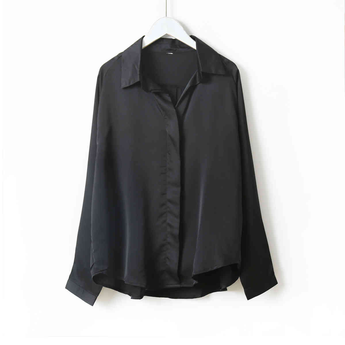 Autumn FashionTemperament Silk Shirt Long Sleeve Solid Turn-down Collar Button Women Tops and Blouses 6649 50 210417