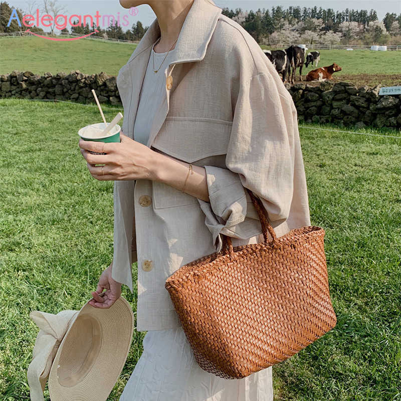 Aelegantmis Linen Vintage Oversized Women Short Jacket Turn-down Collar Loose Pocket Coats Cargo Jackets Ladies Casual Outerwear 210607
Aelegantmis Linen Vintage Oversized Women Short Jacket Turn-down Collar Loose Pocket Coats Cargo Jackets Ladies Casual Outerwear 210607