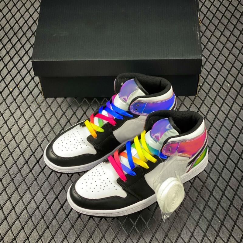 1 Mid Dutch Green Shoe Women Men colorful Basketball Shoes Outdoor Sports Trainers Mens Sneakers, White;red
1 Mid Dutch Green Shoe Women Men colorful Basketball Shoes Outdoor Sports Trainers Mens Sneakers, White;red