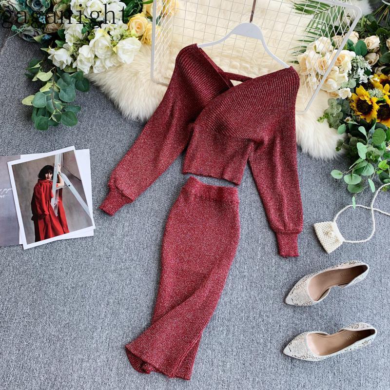 Gaganight Lurex Knitted Women Two Pieces Set Spring Autumn Long Sleeves V Neck Pullover Female Long Skirt Solid Elastic Waist 210519, Blue
Gaganight Lurex Knitted Women Two Pieces Set Spring Autumn Long Sleeves V Neck Pullover Female Long Skirt Solid Elastic Waist 210519, Blue