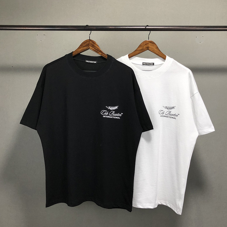 Cole Buxton 21ss Cursive Letters Print Tee Oversized T-shirt Streetwear Women's T-shirt Men's Clothing Cotton Crop Top OECK, White
Cole Buxton 21ss Cursive Letters Print Tee Oversized T-shirt Streetwear Women's T-shirt Men's Clothing Cotton Crop Top OECK, White