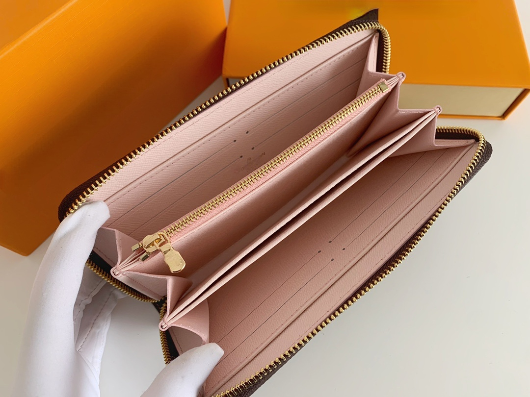 Single zipper wallet the most stylish way to carry around money cards and coins men purse long business women wallet with box, Brown 1
Single zipper wallet the most stylish way to carry around money cards and coins men purse long business women wallet with box, Brown 1