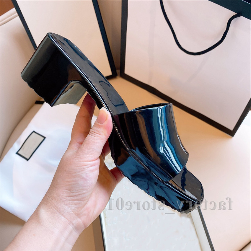 Attractive Womens Slipper Summer Sandals Scuffs Jelly Slippers Sandals Candy Slides High Heels Talons Hauts Ladies Sexy Black Comfort Shoes
Attractive Womens Slipper Summer Sandals Scuffs Jelly Slippers Sandals Candy Slides High Heels Talons Hauts Ladies Sexy Black Comfort Shoes