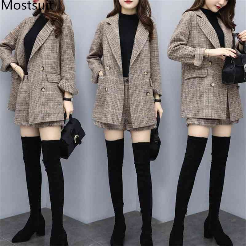 Winter Plaid Two Piece Suits Outfits Women Plus Size Long Sleeve Suit And Shorts Sets Office Elegant Fashion 210518, As pictured
Winter Plaid Two Piece Suits Outfits Women Plus Size Long Sleeve Suit And Shorts Sets Office Elegant Fashion 210518, As pictured