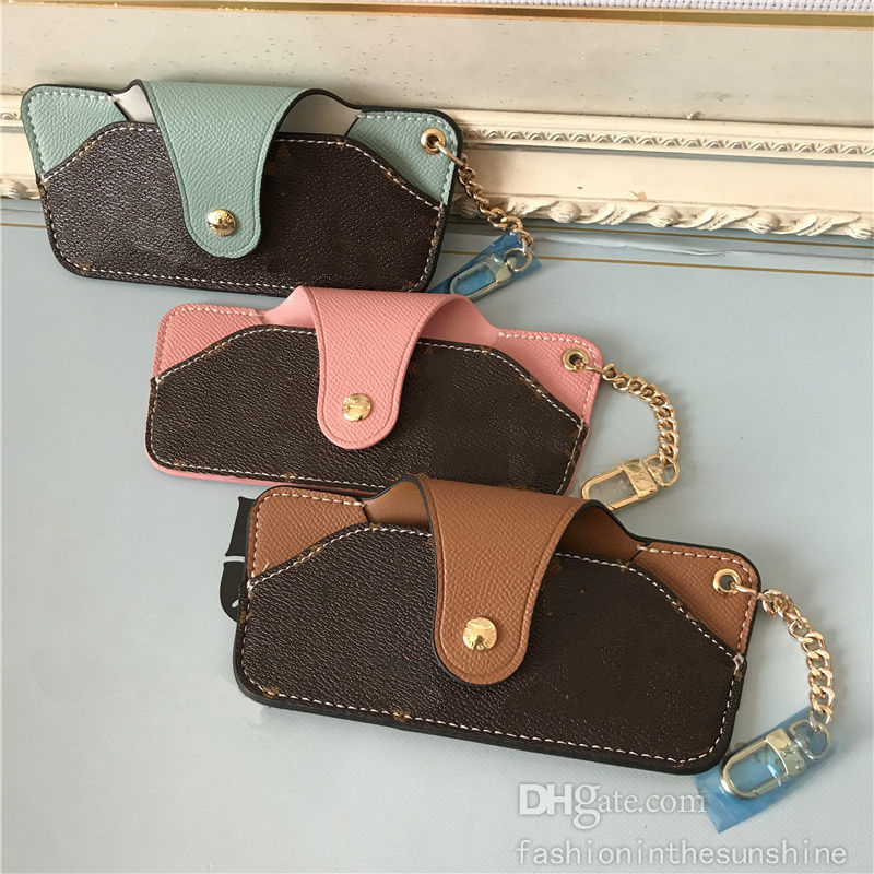 Sunglasses Bag unisex Men Women Keather Key Ring Presbyopic Bule Pink Eyeglasses portable pressure-proof storage glasse case, goggles clip pendant gift With Box
Sunglasses Bag unisex Men Women Keather Key Ring Presbyopic Bule Pink Eyeglasses portable pressure-proof storage glasse case, goggles clip pendant gift With Box