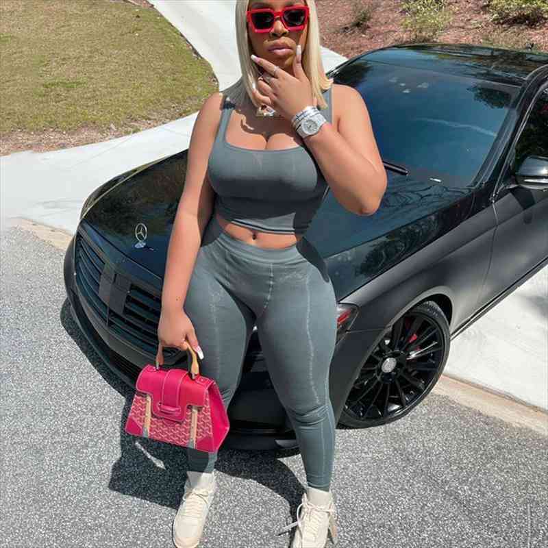 ribbed knitted women 2 piece set gym crop tanks leggings casual streetwear sporty tracksuit summer active wear, White 
ribbed knitted women 2 piece set gym crop tanks leggings casual streetwear sporty tracksuit summer active wear, White