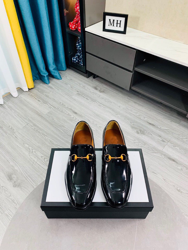 Elegant Gentlemen Fashion Dress Shoes Walking Brand Designer Casual Loafers Men Patent Leather Party Wedding Flats Size 38-44, Black
Elegant Gentlemen Fashion Dress Shoes Walking Brand Designer Casual Loafers Men Patent Leather Party Wedding Flats Size 38-44, Black