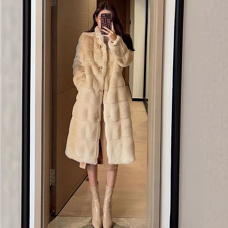 Faux Fur Coat Women Autumn Winter 2020 Casual Plus Size Long Jacket Female Thick Outwear Oversize Fur Mujer Chaqueta, Black
Faux Fur Coat Women Autumn Winter 2020 Casual Plus Size Long Jacket Female Thick Outwear Oversize Fur Mujer Chaqueta, Black