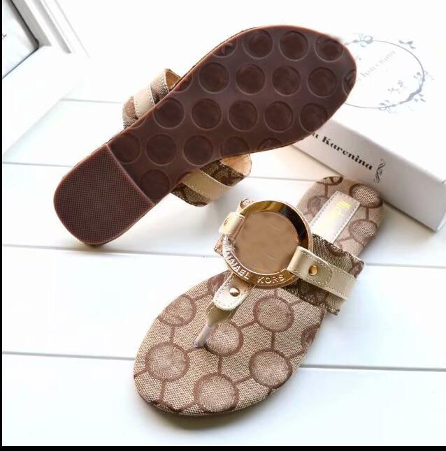 yhfjtzdh high quality Summer new designer rubber sandals floral brocade men's slippers McQue slippers ladies striped beach casual shoes size 35-46 ea, 010
yhfjtzdh high quality Summer new designer rubber sandals floral brocade men's slippers McQue slippers ladies striped beach casual shoes size 35-46 ea, 010
