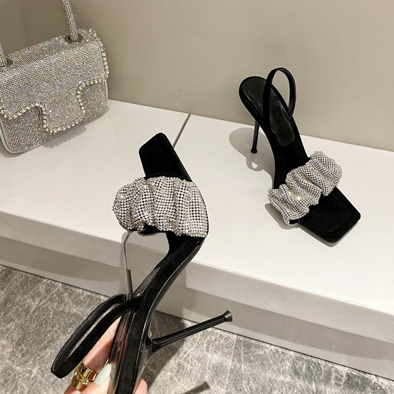 2021 Star style Luxury Rhinestones Women Sandals Elegant stiletto High heels Slingback Gladiator sandals Summer Party Prom shoes K78, 5.5cm heels
2021 Star style Luxury Rhinestones Women Sandals Elegant stiletto High heels Slingback Gladiator sandals Summer Party Prom shoes K78, 5.5cm heels