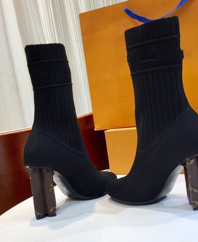 2021 autumn winter embroidery socks heeled heel boots fashion knitted elastic boot designer alphabetic women shoes ladies letter thick high, Black
2021 autumn winter embroidery socks heeled heel boots fashion knitted elastic boot designer alphabetic women shoes ladies letter thick high, Black