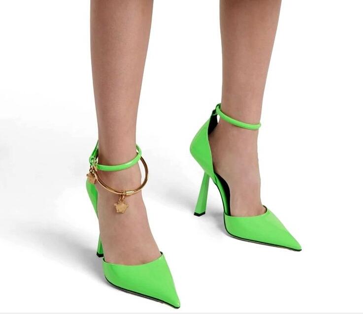 Sexy sandal women solid open toe shoes, thin fashion with ankle straps, party dresses, and covered heel, Black
Sexy sandal women solid open toe shoes, thin fashion with ankle straps, party dresses, and covered heel, Black