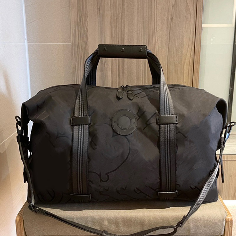 Large Capacity Travel Bag Tote Handbag Women Crossbody Bags Canvas Hihg Quality Zipper Plain Black Long Shoulder Strap Handbags Letter Printing Pattern
Large Capacity Travel Bag Tote Handbag Women Crossbody Bags Canvas Hihg Quality Zipper Plain Black Long Shoulder Strap Handbags Letter Printing Pattern