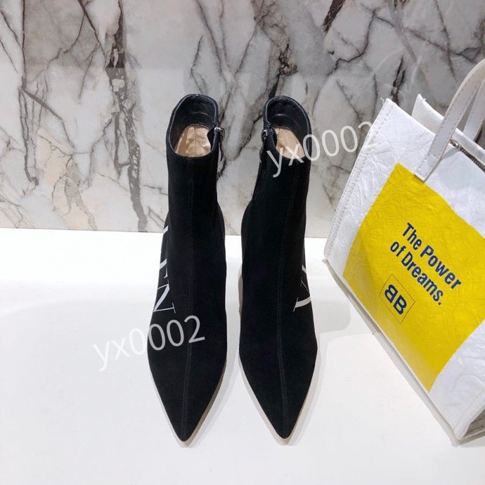 Luxury Black red Leather with Spikes Pointed Toes Women Ankle Boots Fashion Designer Sexy Ladies Red Bottom High Heels Shoes Pumps, 01
Luxury Black red Leather with Spikes Pointed Toes Women Ankle Boots Fashion Designer Sexy Ladies Red Bottom High Heels Shoes Pumps, 01