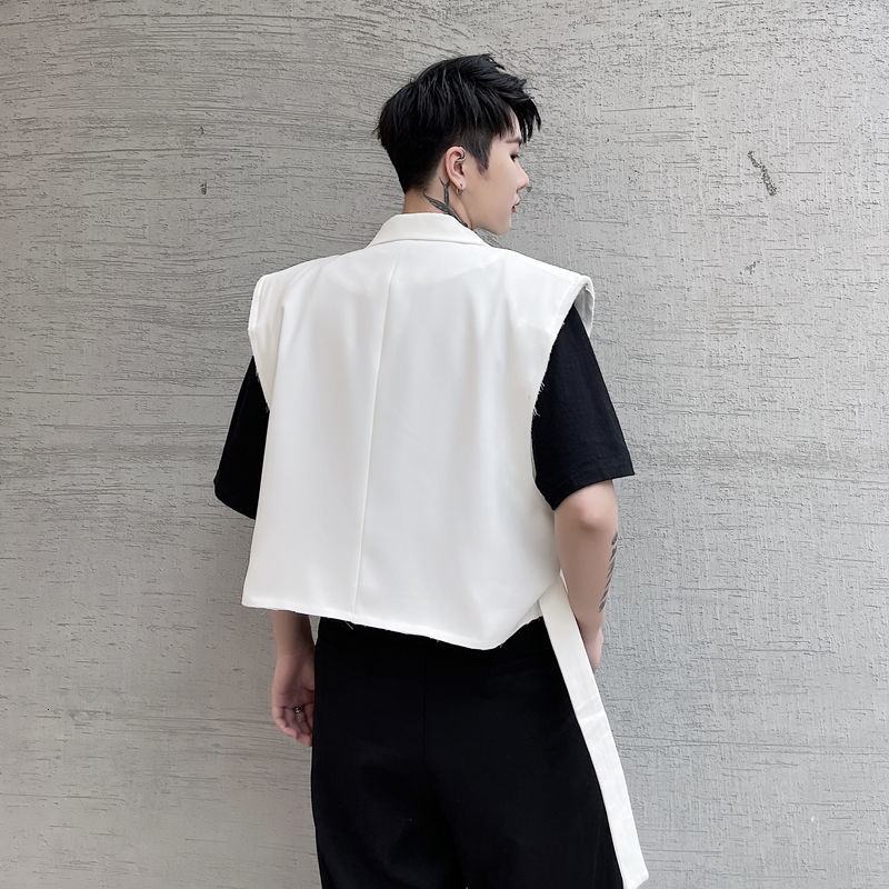 IEFB Men's Clothing Metal Buckle Single Button White Waistcoat For Men Streetwear Fashion Black White Short Vest 9Y7272 210524