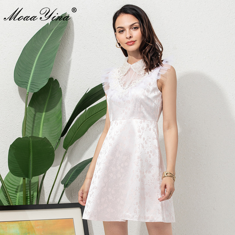 Fashion Designer dress Summer Women's Dress Turn-down Collar Embroidered Floral print Bead Elegant Mini Jacquard 210524, Pink
Fashion Designer dress Summer Women's Dress Turn-down Collar Embroidered Floral print Bead Elegant Mini Jacquard 210524, Pink