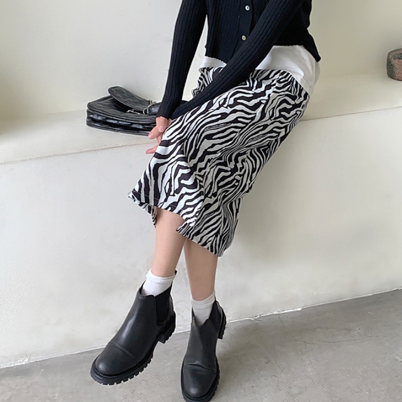 Nomikuma Vintage Zebra Striped Women Skirt Korean High Waist A-line Split Skirts Autumn Elegant Faldas Mujer Moda 6C596 210427