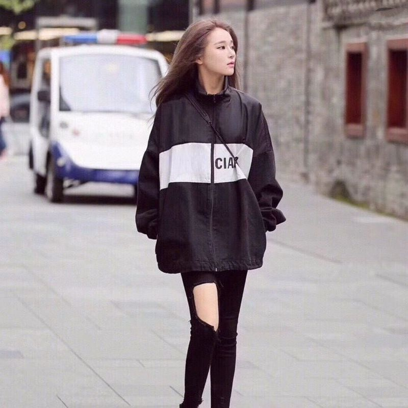 Women's Jackets Designer Luxury Hoodie 2021 Classic Spring and Autumn Men's and Women Fashion Letter Printing Jacket Casual All-ma, Black;brown
Women's Jackets Designer Luxury Hoodie 2021 Classic Spring and Autumn Men's and Women Fashion Letter Printing Jacket Casual All-ma, Black;brown