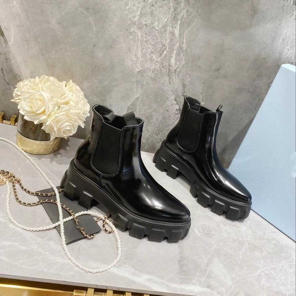 2021 Designer Re-nylon Brushed Leather Ankle Thick Boots Black White Combat Boot Winter Martin Bootties Adjustable Buckle Size 35-40 With Box
2021 Designer Re-nylon Brushed Leather Ankle Thick Boots Black White Combat Boot Winter Martin Bootties Adjustable Buckle Size 35-40 With Box