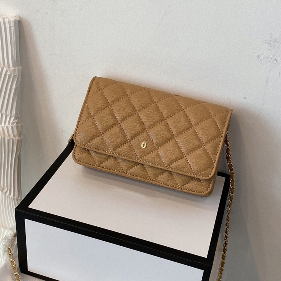 Luxury Suede Bags Women Cross Body Designers handbag Shoulder Classic Genuine Leather Heart Style Gold Chain Tote Messenger by fenhongbag 11, Dustbag
Luxury Suede Bags Women Cross Body Designers handbag Shoulder Classic Genuine Leather Heart Style Gold Chain Tote Messenger by fenhongbag 11, Dustbag